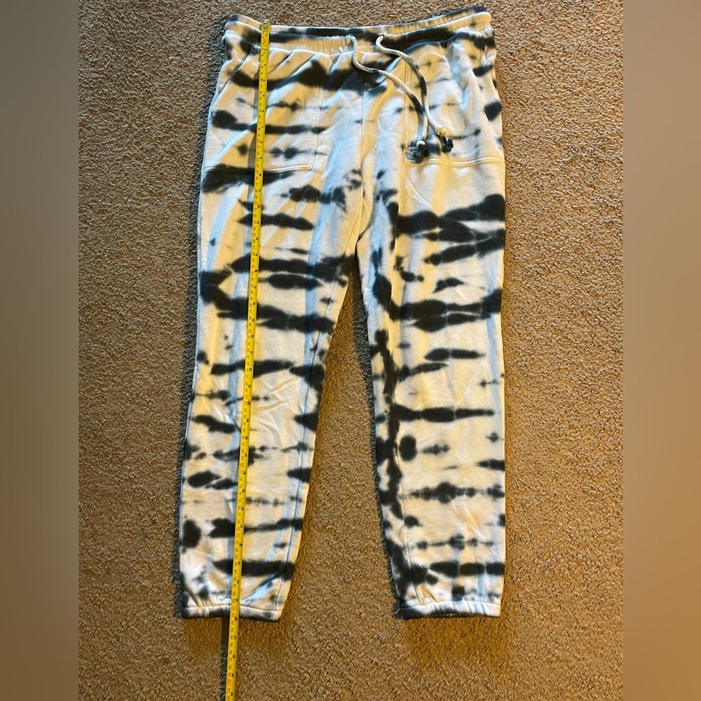 Zella Black & Cream Tie-Dye Jogger Pants - Picture 8 of 10